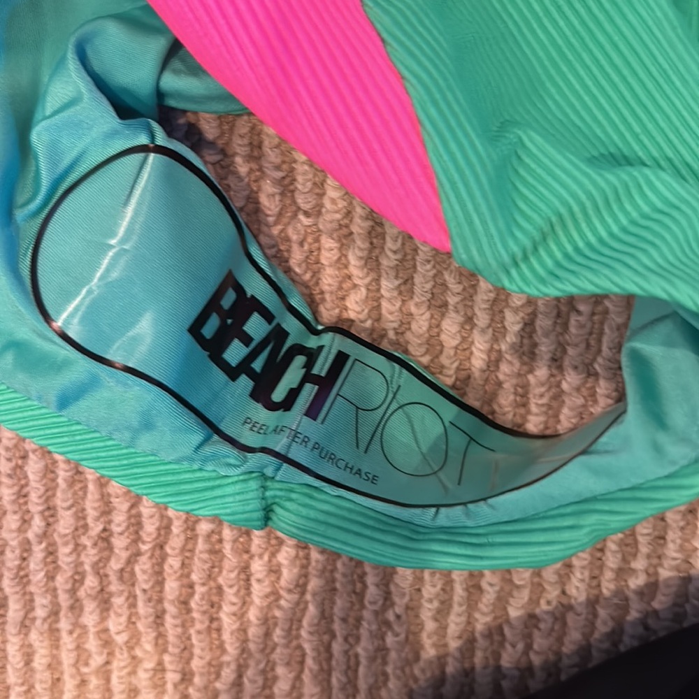 NWOT BEACHRIOT nina one piece colorblock one shoulder Pink and Green swimsuit - Picture 5 of 9